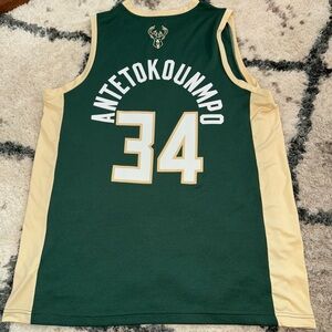 Milwaukee Bucks Basketball Jersey